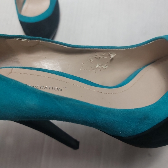 BCBGenaration Blue and Black Leather Upper Suede like Material High Heels Shoes - Picture 11 of 15